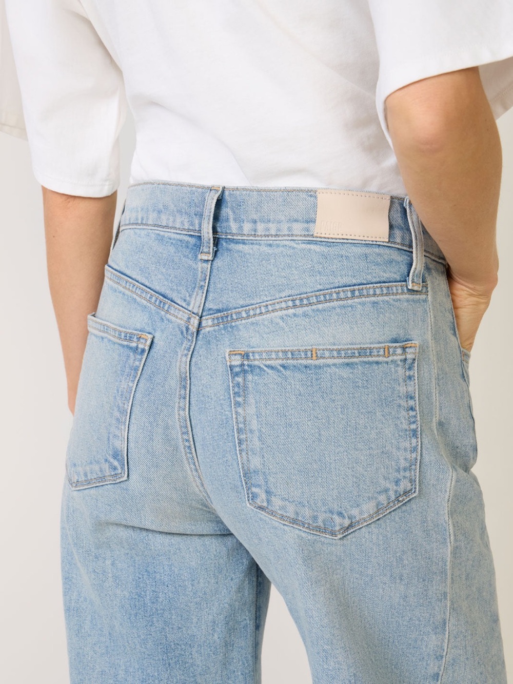 PAIGE Arellia Skimmer Barrel Jeans Mar Vista Size 29 - Picture 3 of 12